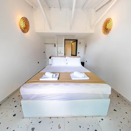 Thanos Hotell *