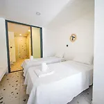 Hotel Thanos *